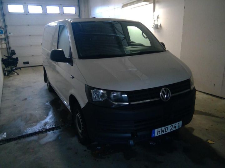 VOLKSWAGEN TRANSPORTER 2017 wv1zzz7hzhx020616