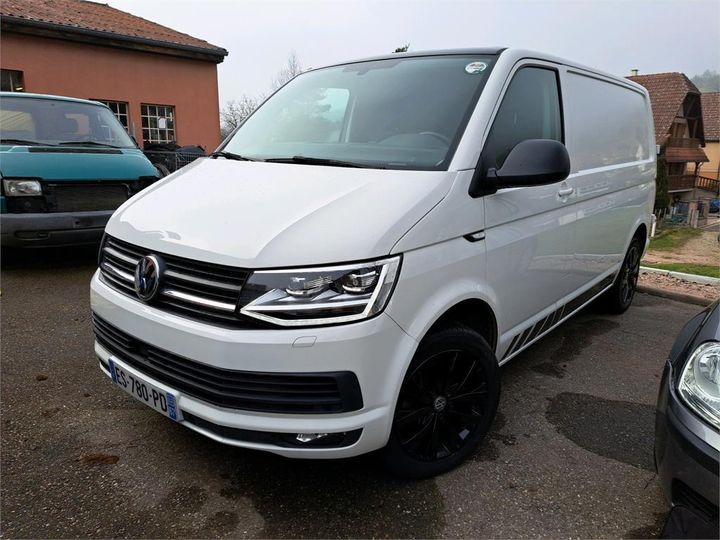 VOLKSWAGEN TRANSPORTER 2017 wv1zzz7hzjh077900