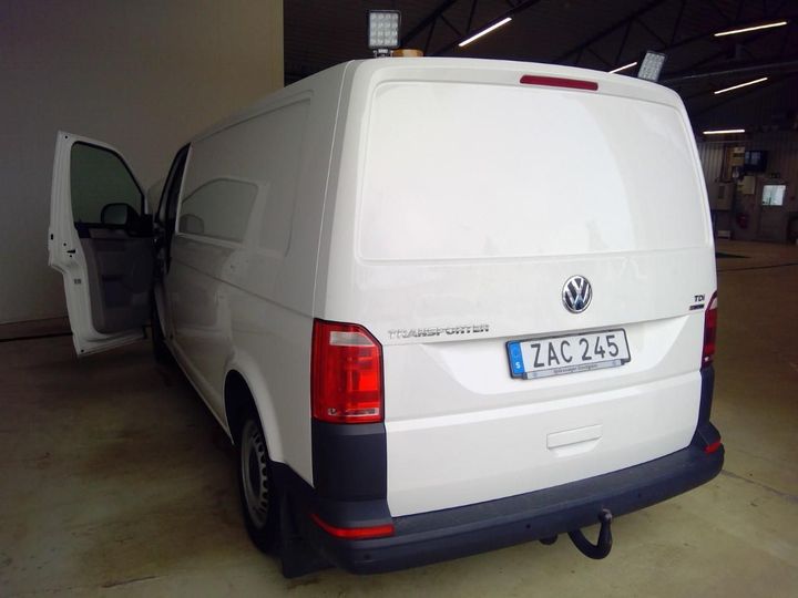 VOLKSWAGEN TRANSPORTER 2018 wv1zzz7hzjh089601