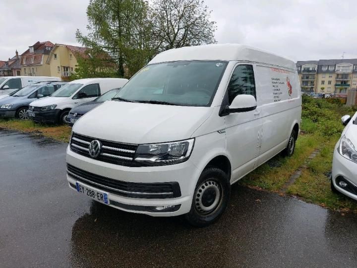 VOLKSWAGEN TRANSPORTER 2018 wv1zzz7hzjh178052