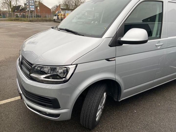 VOLKSWAGEN TRANSPORTER 2018 wv1zzz7hzjh179065