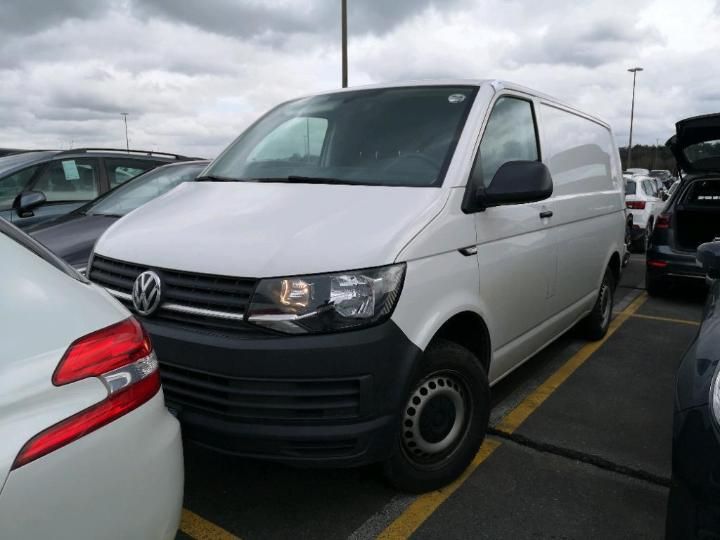 VOLKSWAGEN TRANSPORTER 2019 wv1zzz7hzkh180358