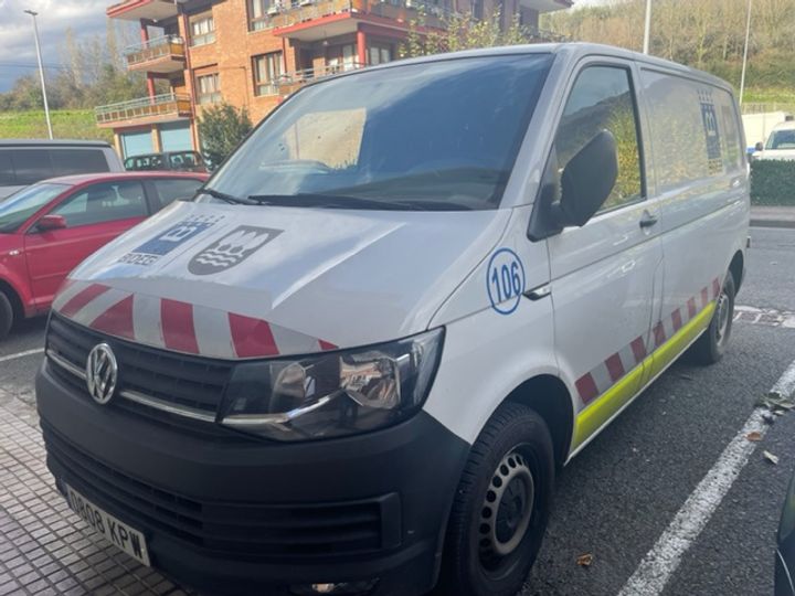 VOLKSWAGEN TRANSPORTER 2018 wv1zzz7hzkx002195