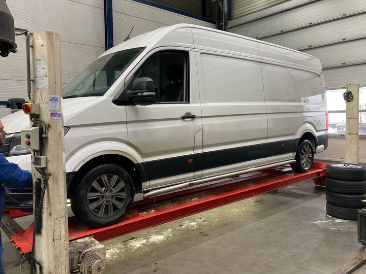 VOLKSWAGEN CRAFTER 2018 wv1zzzsyzj9050509