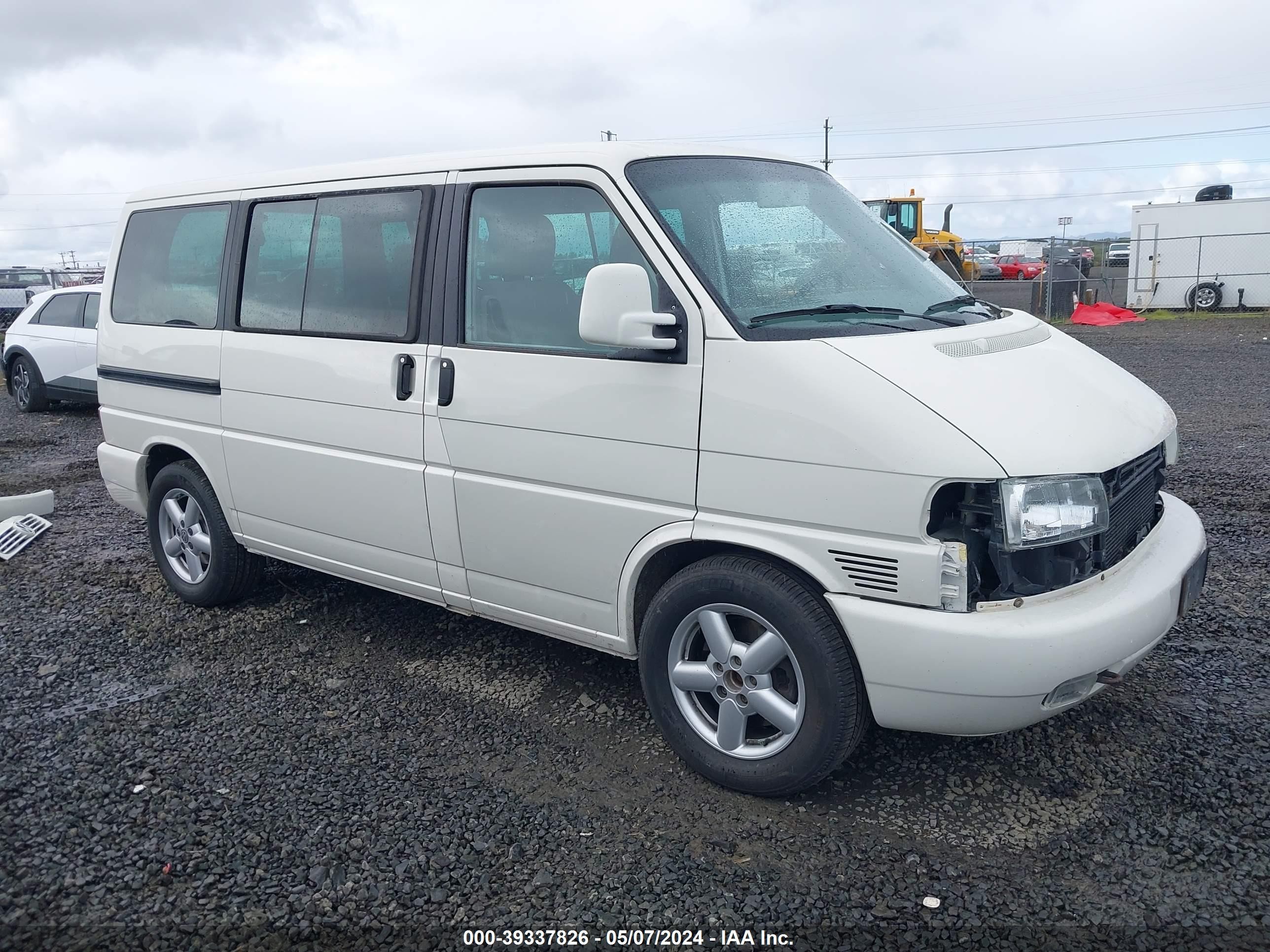 VOLKSWAGEN EUROVAN 2003 wv2mb47053h042227