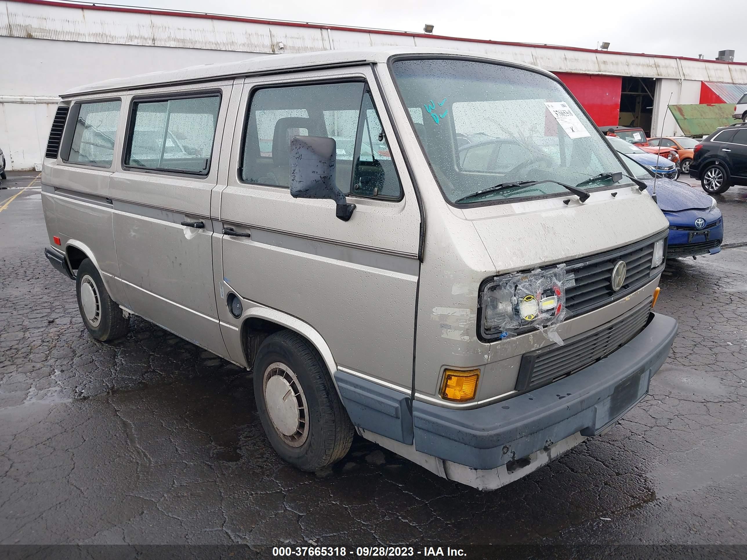 VOLKSWAGEN PASSAT 1989 wv2yb0252kh002358