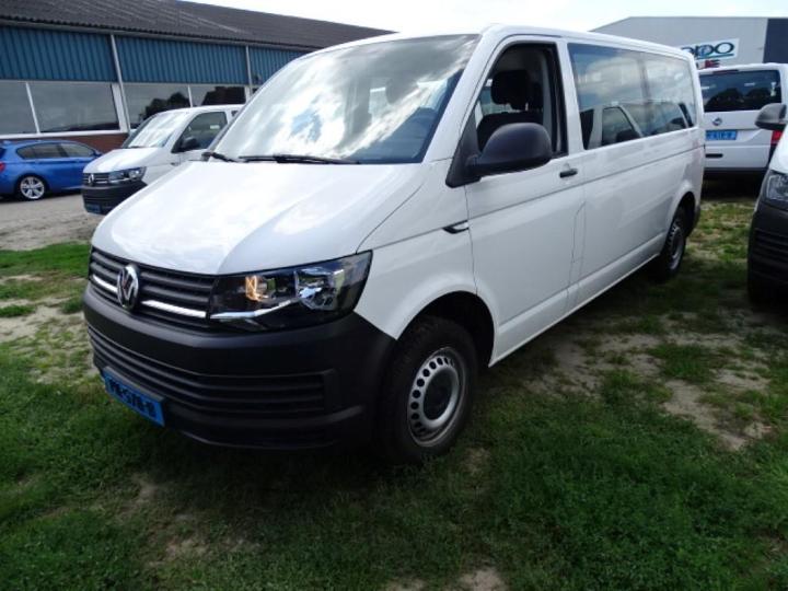 VOLKSWAGEN TRANSPORTER KOMBI 2017 wv2zzz7hzjh007130