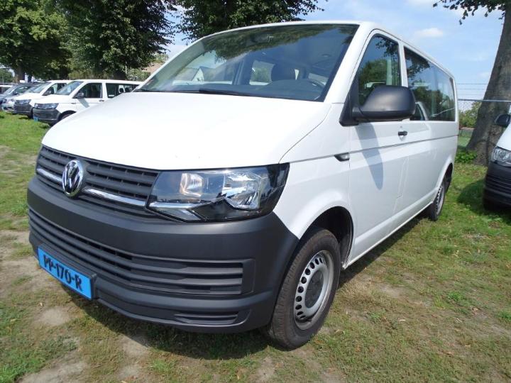 VOLKSWAGEN TRANSPORTER KOMBI 2017 wv2zzz7hzjh031137