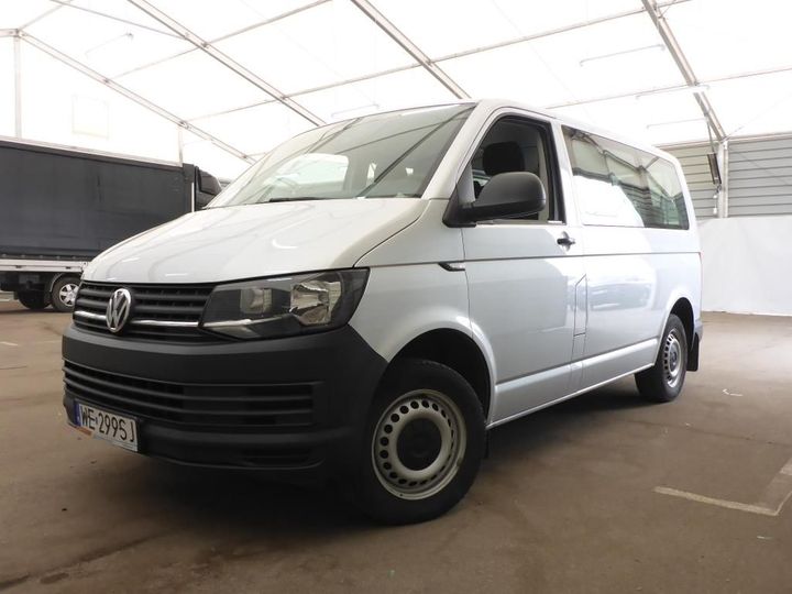 VOLKSWAGEN TRANSPORTER 2018 wv2zzz7hzjx013523