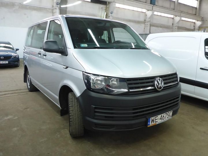 VOLKSWAGEN TRANSPORTER 2017 wv2zzz7hzjx013630