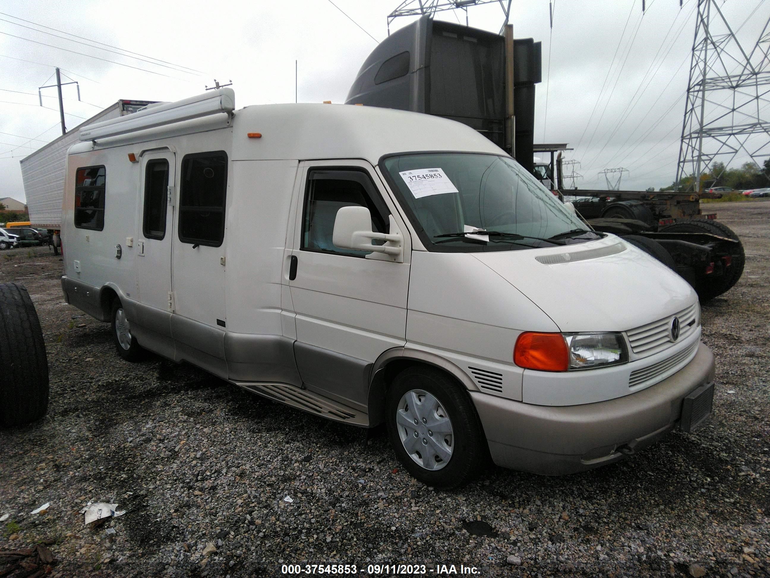 VOLKSWAGEN EUROVAN 1999 wv3ah2700xh137964