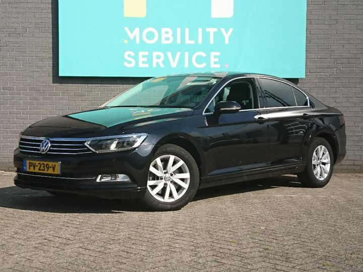 VOLKSWAGEN PASSAT 2017 wvezzz3czje063160