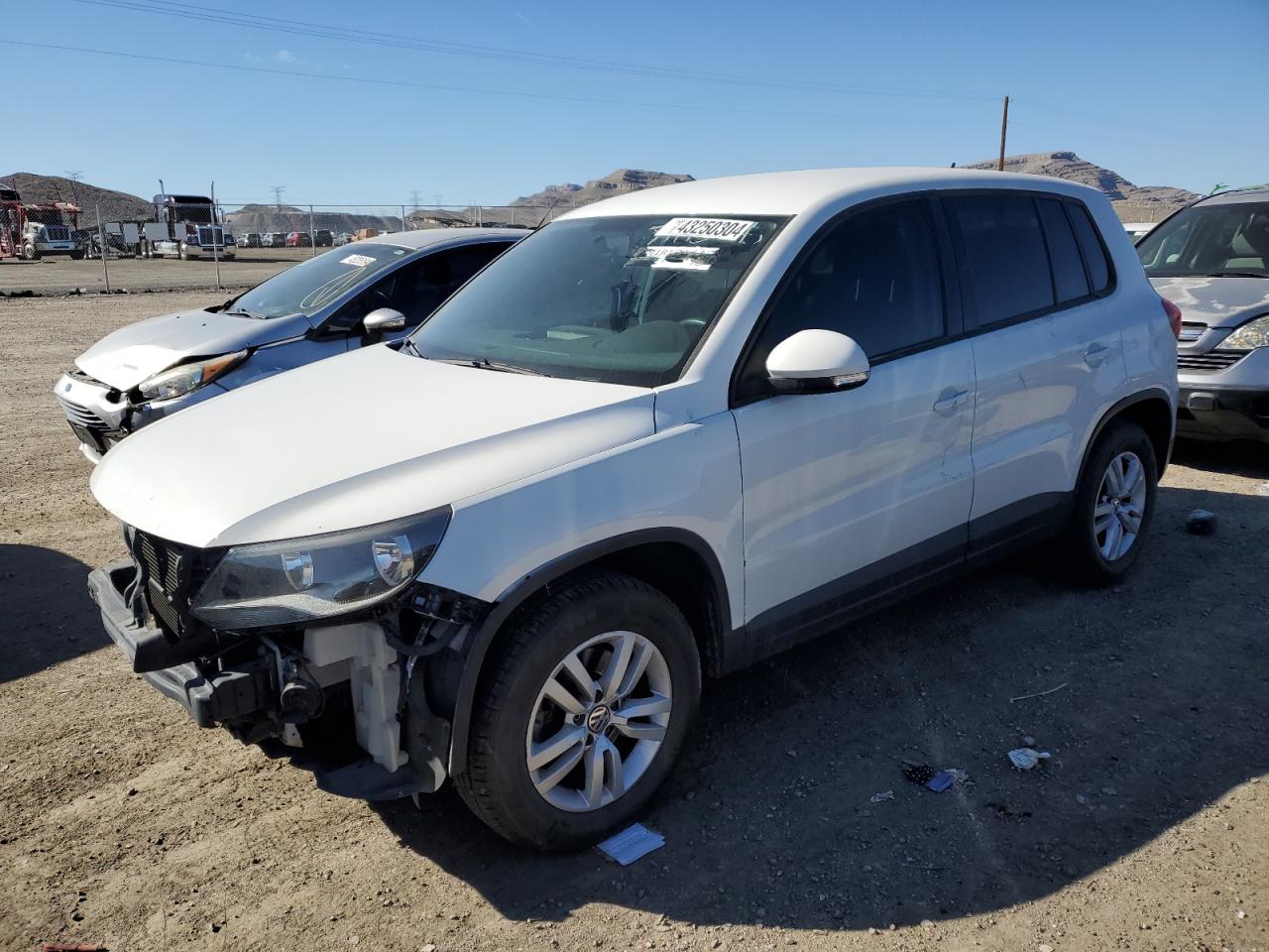 VOLKSWAGEN TIGUAN 2013 wvgav3ax0dw609848