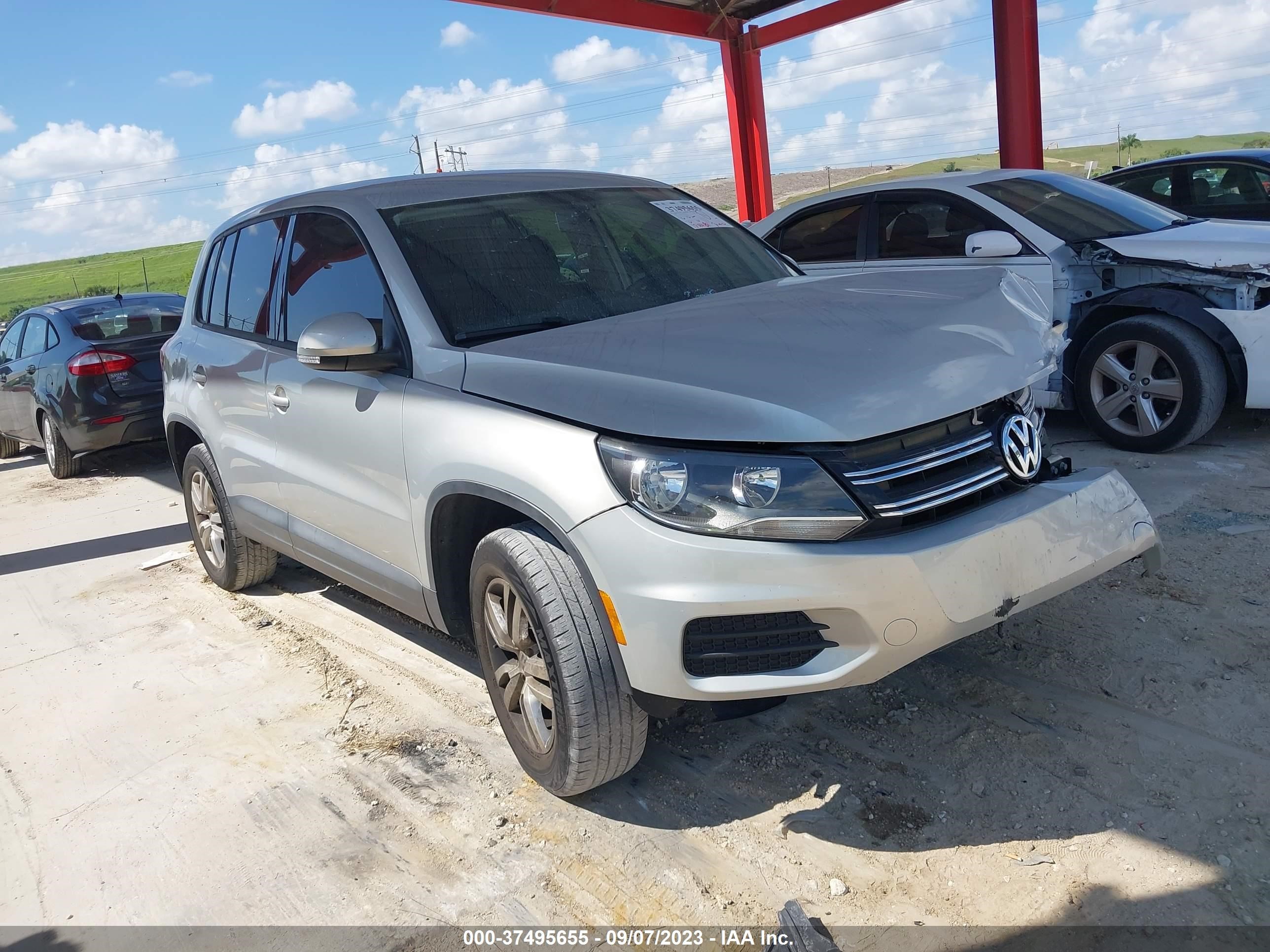 VOLKSWAGEN TIGUAN 2014 wvgav3ax3ew567189