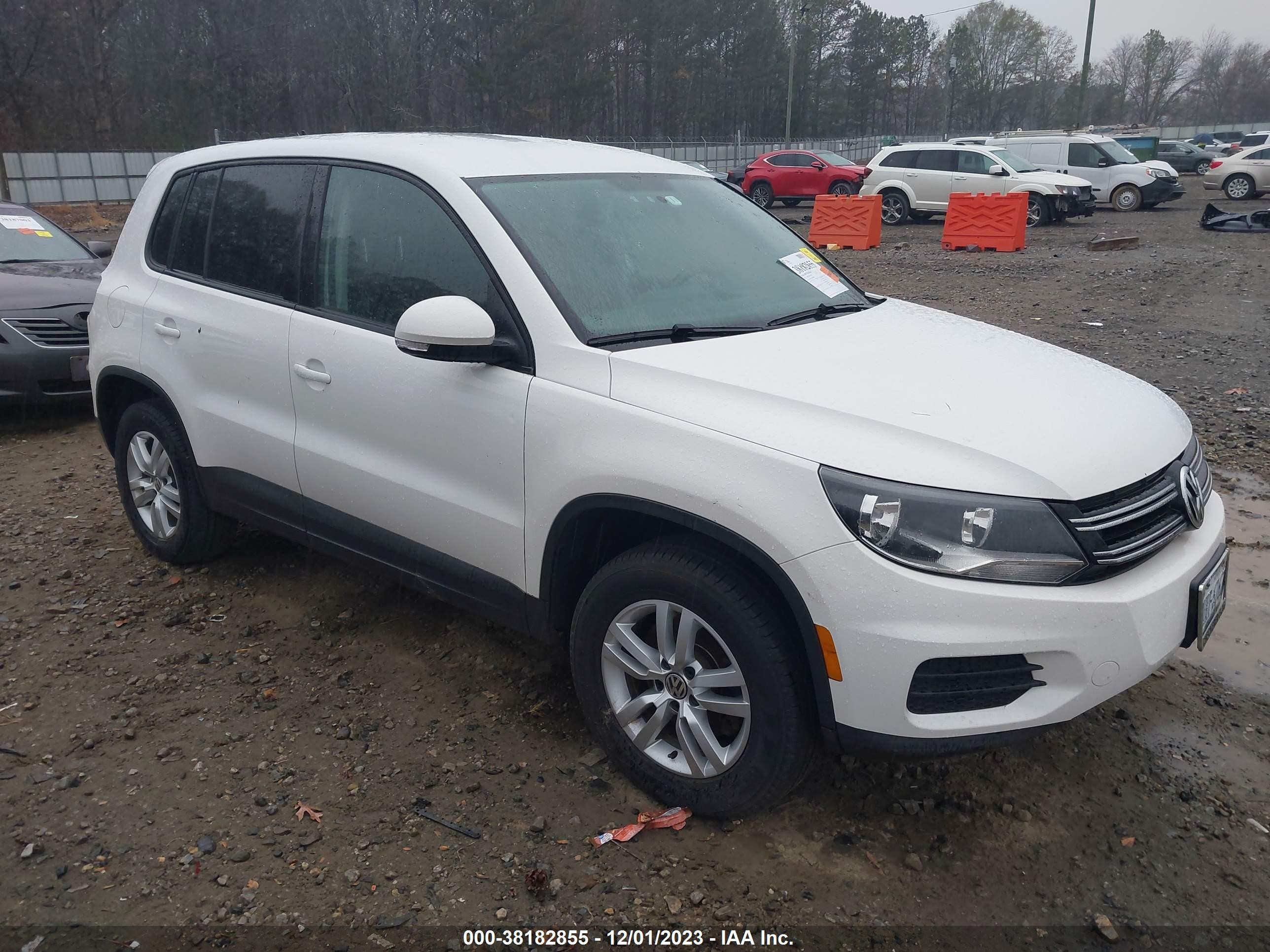 VOLKSWAGEN TIGUAN 2014 wvgav3ax7ew500921