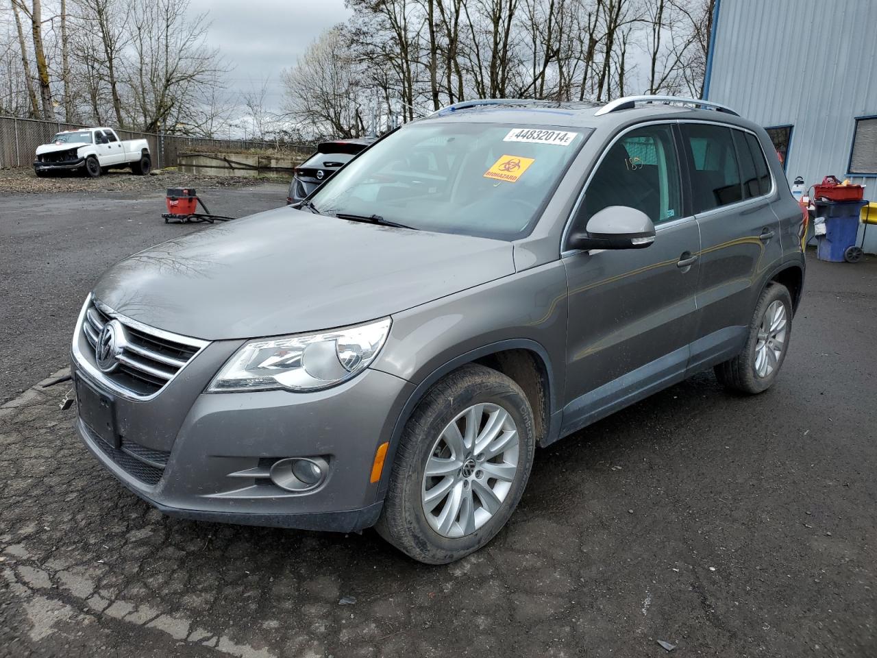 VOLKSWAGEN TIGUAN 2009 wvgav75n39w004570