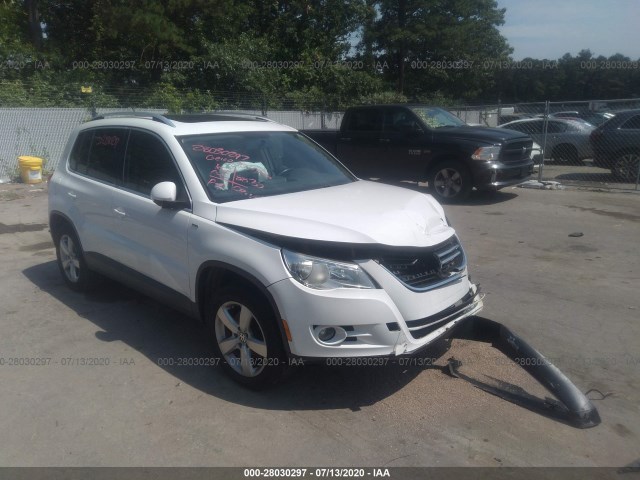 VOLKSWAGEN TIGUAN 2010 wvgav7ax0aw530389