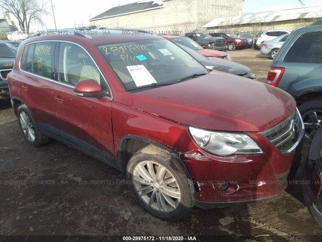 VOLKSWAGEN TIGUAN 2011 wvgav7ax0bw000411