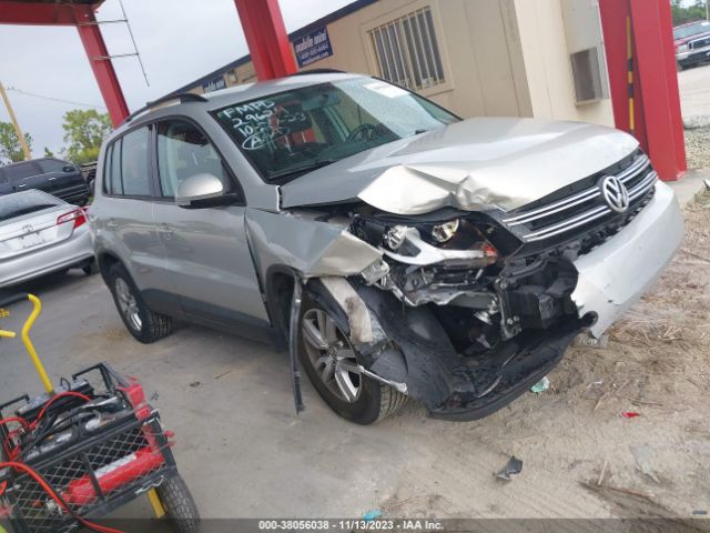 VOLKSWAGEN TIGUAN 2015 wvgav7ax0fw559799