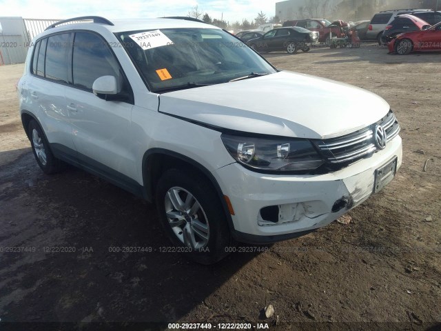 VOLKSWAGEN TIGUAN 2015 wvgav7ax0fw575176