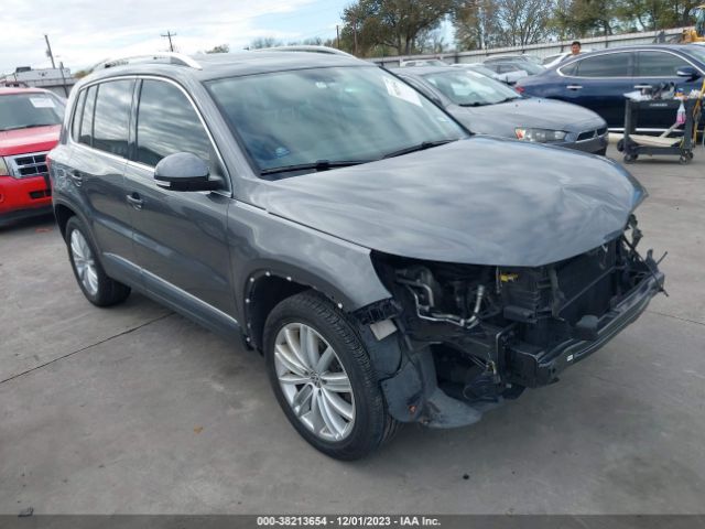 VOLKSWAGEN TIGUAN 2016 wvgav7ax0gw575910