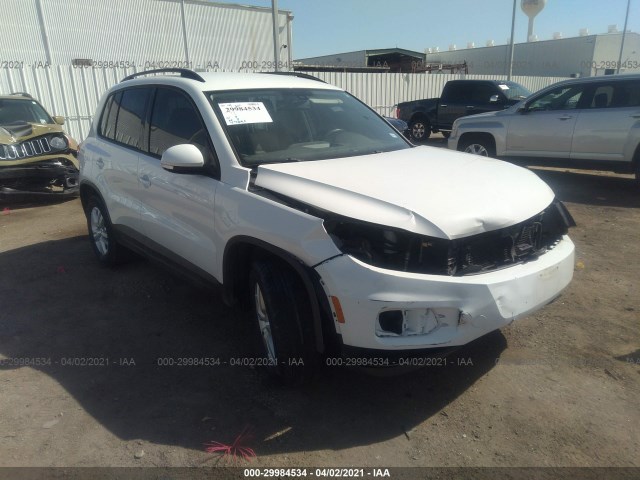 VOLKSWAGEN TIGUAN 2017 wvgav7ax0hk017435