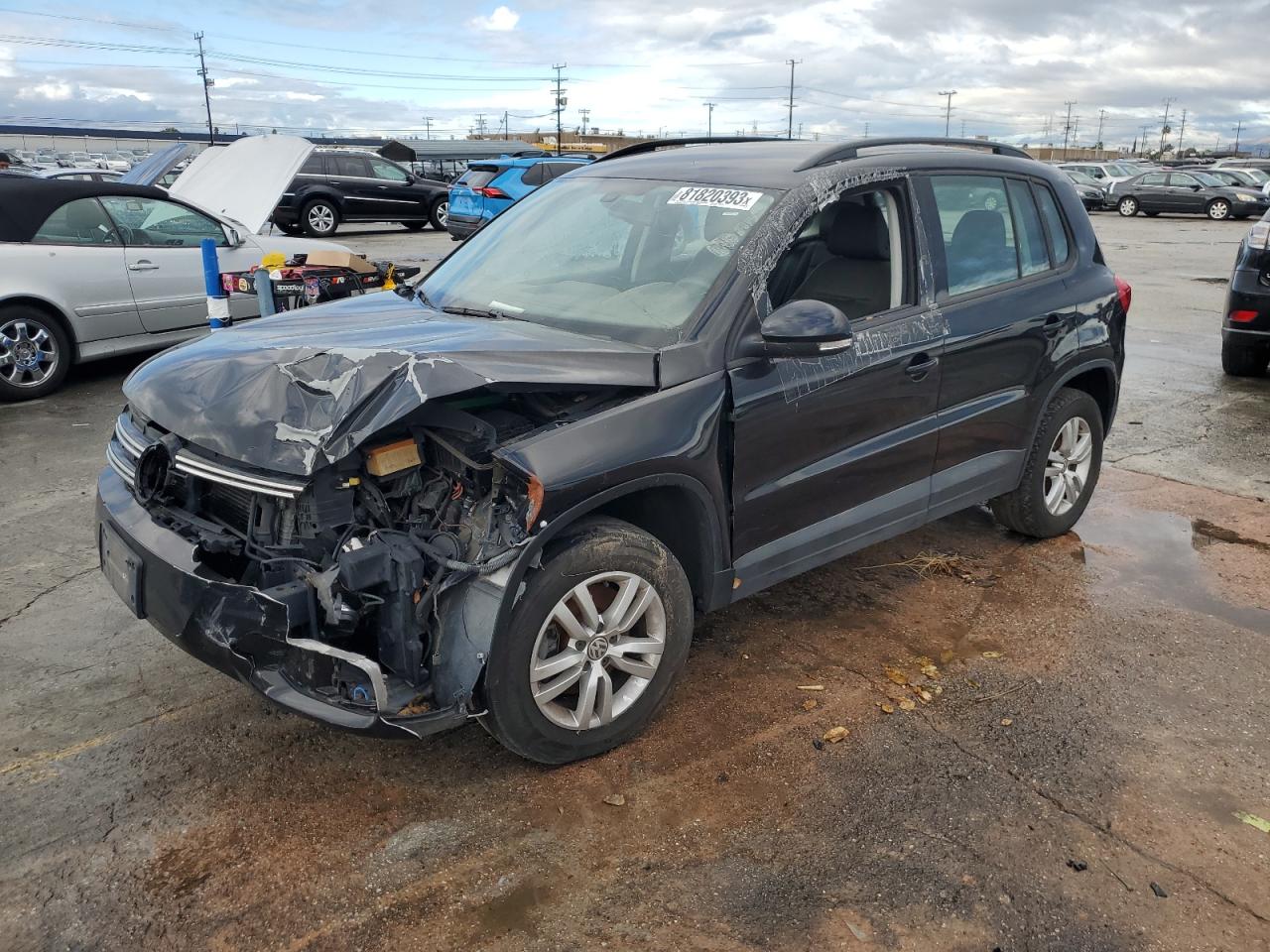 VOLKSWAGEN TIGUAN 2016 wvgav7ax0hk019265