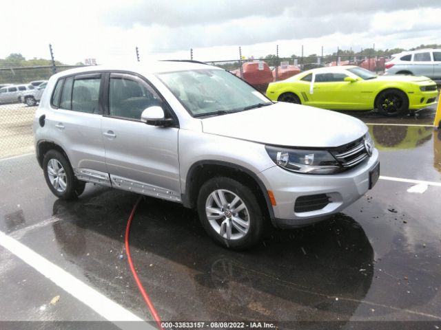 VOLKSWAGEN TIGUAN 2017 wvgav7ax0hk027382