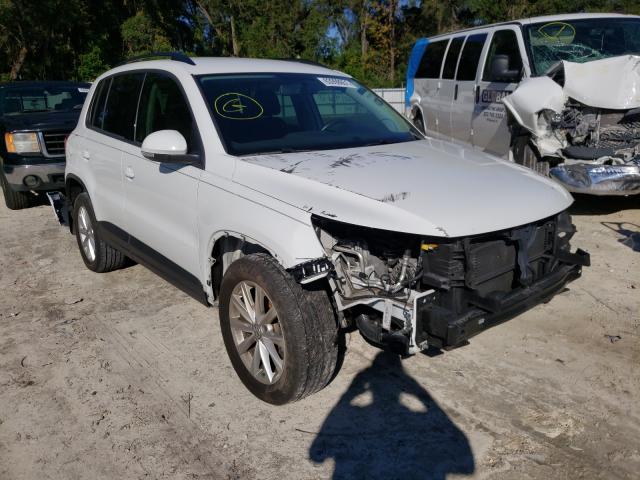 VOLKSWAGEN TIGUAN 2017 wvgav7ax0hk045073