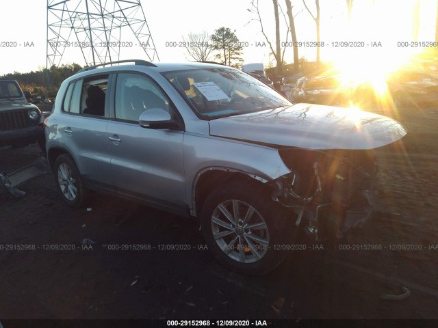 VOLKSWAGEN TIGUAN 2017 wvgav7ax0hk048751