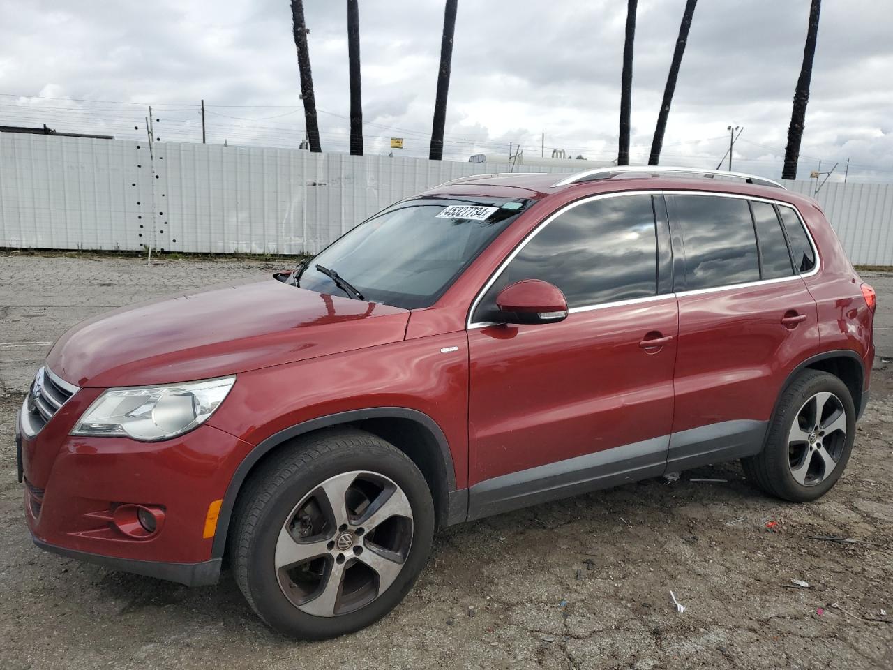 VOLKSWAGEN TIGUAN 2010 wvgav7ax1aw004210