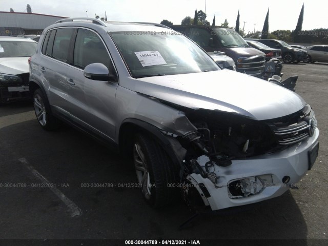 VOLKSWAGEN TIGUAN 2016 wvgav7ax1gw512024