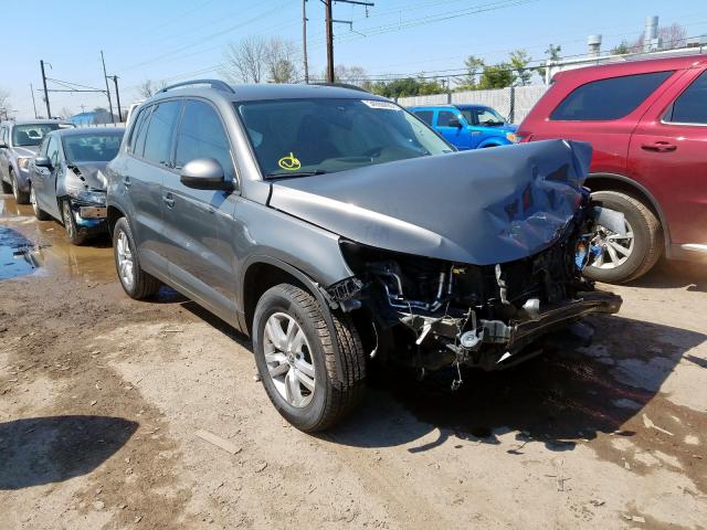 VOLKSWAGEN TIGUAN S 2017 wvgav7ax1hk024670