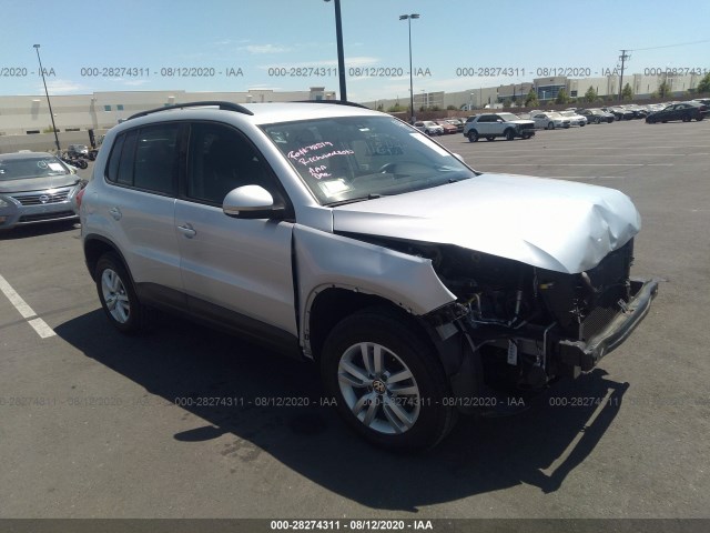 VOLKSWAGEN TIGUAN 2017 wvgav7ax1hk025401