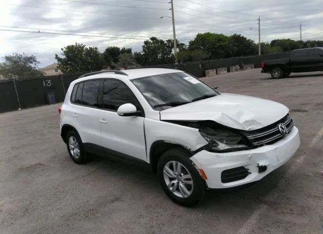 VOLKSWAGEN TIGUAN 2017 wvgav7ax1hk036415