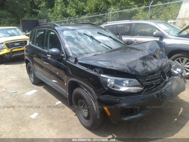 VOLKSWAGEN TIGUAN 2017 wvgav7ax1hk043476