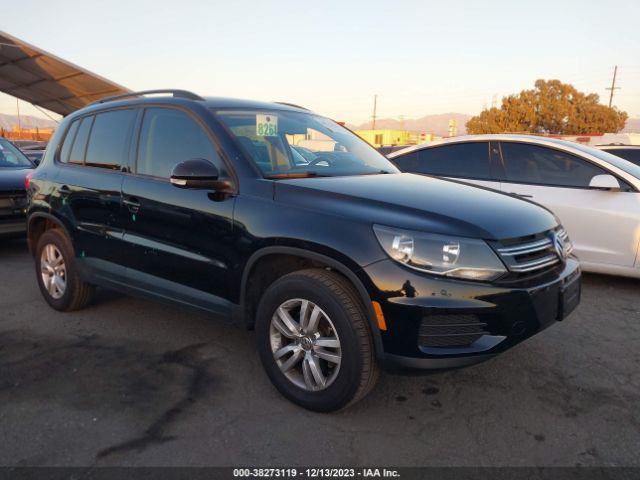 VOLKSWAGEN TIGUAN 2017 wvgav7ax1hw510338