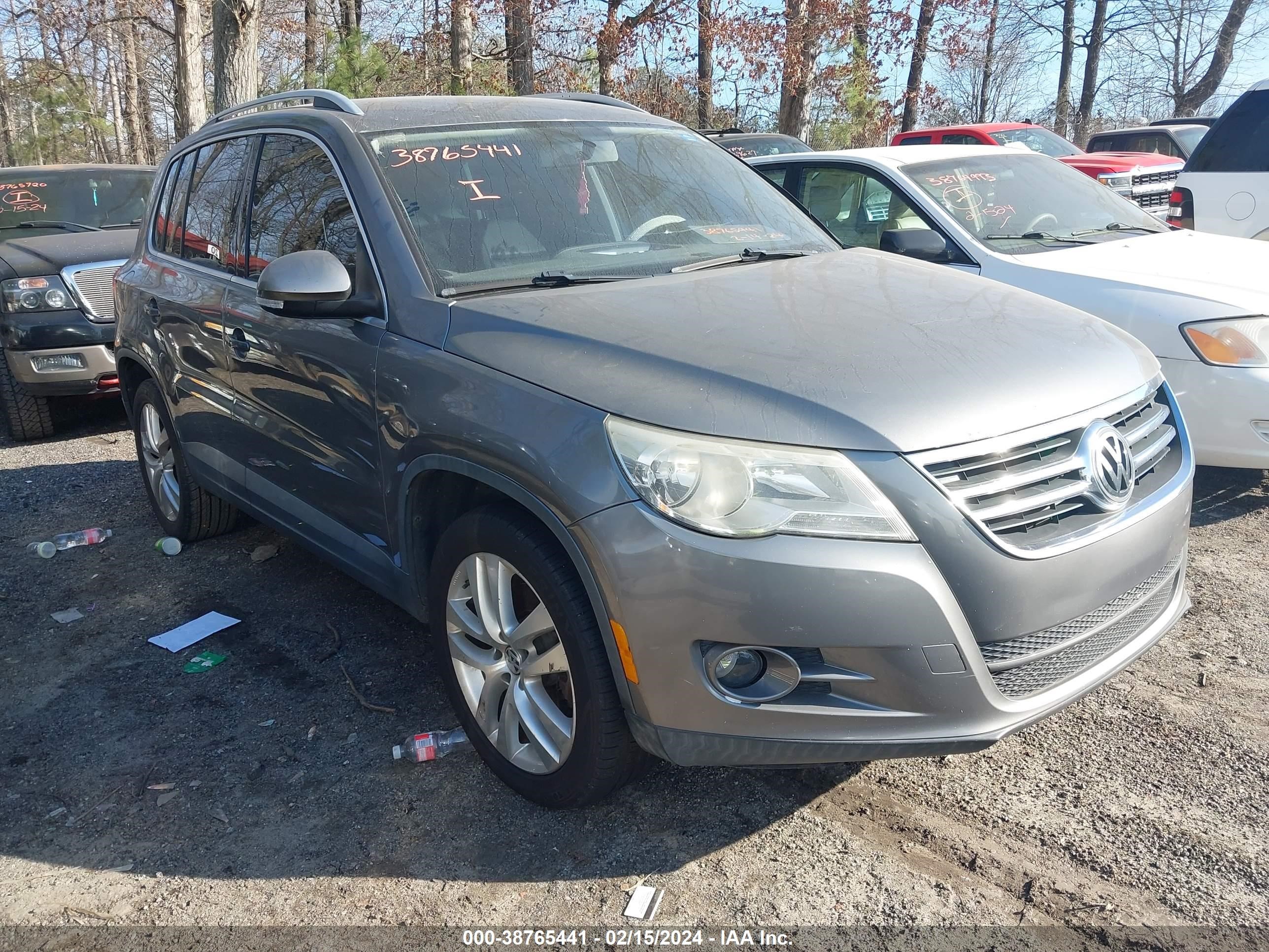 VOLKSWAGEN TIGUAN 2011 wvgav7ax2bw510226