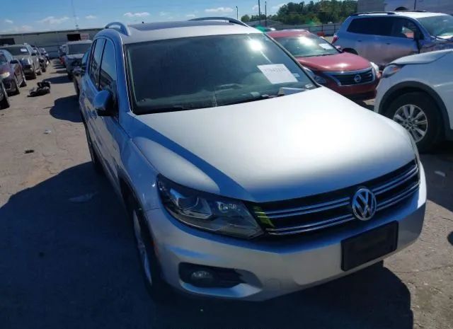 VOLKSWAGEN TIGUAN 2016 wvgav7ax2gw560373