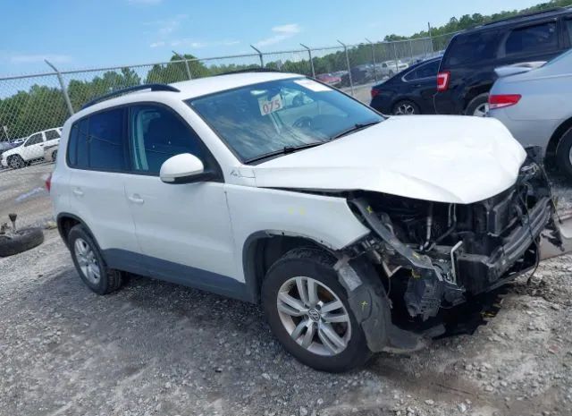 VOLKSWAGEN TIGUAN 2017 wvgav7ax2hk001723