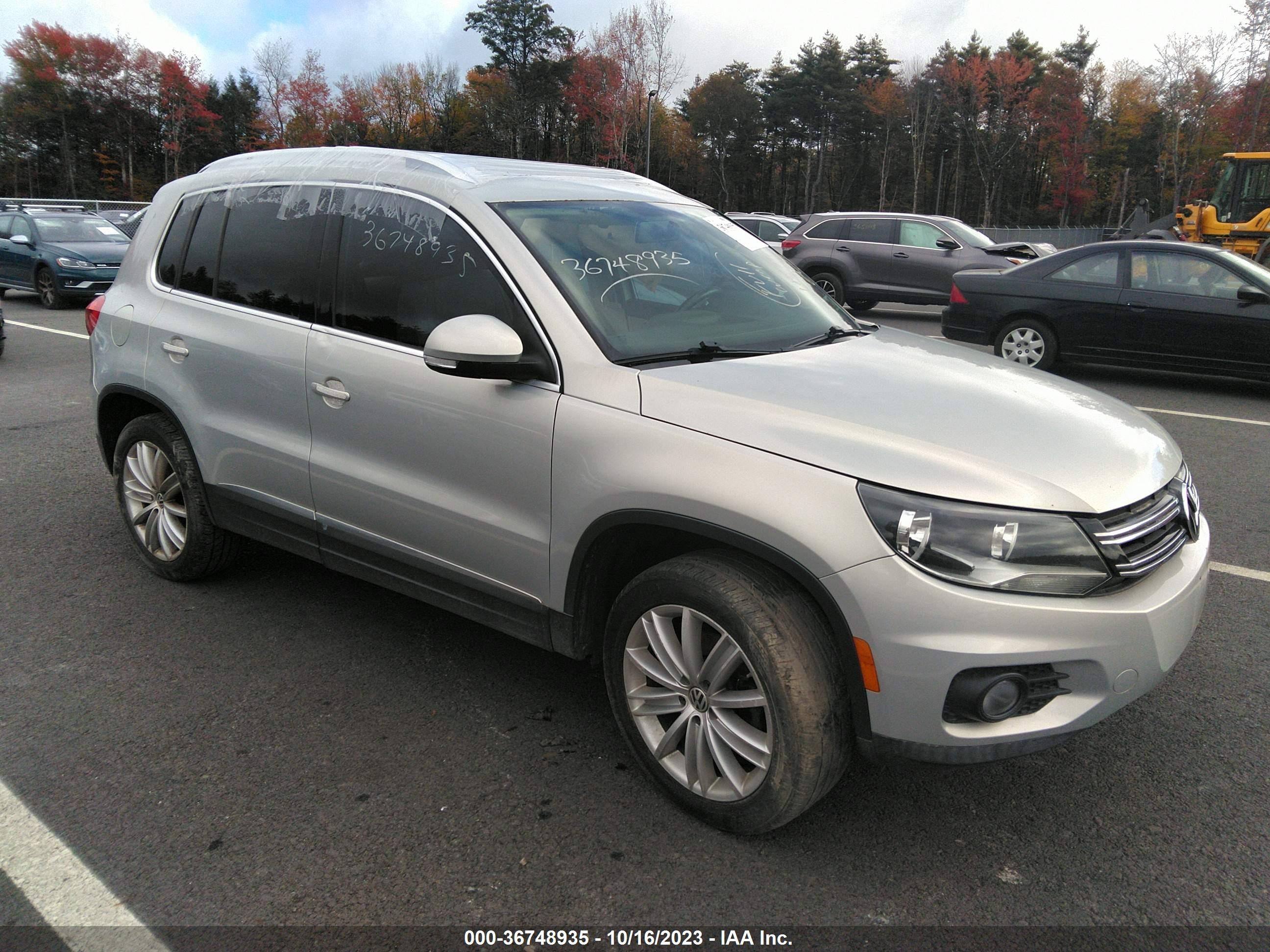 VOLKSWAGEN TIGUAN 2012 wvgav7ax3cw558139