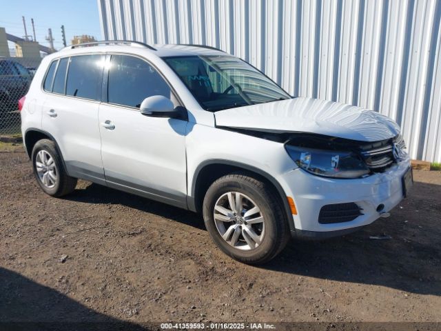 VOLKSWAGEN TIGUAN 2015 wvgav7ax3fw529549