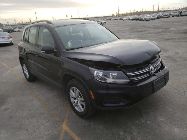 VOLKSWAGEN TIGUAN S 2017 wvgav7ax3hk005263