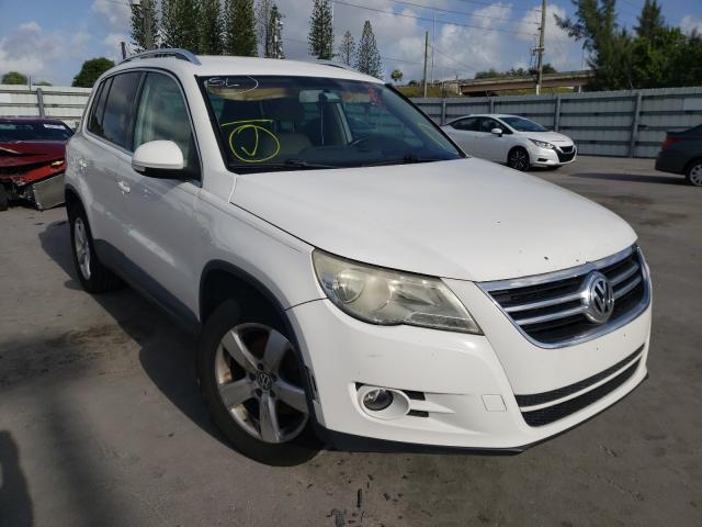 VOLKSWAGEN TIGUAN S 2010 wvgav7ax4aw001981