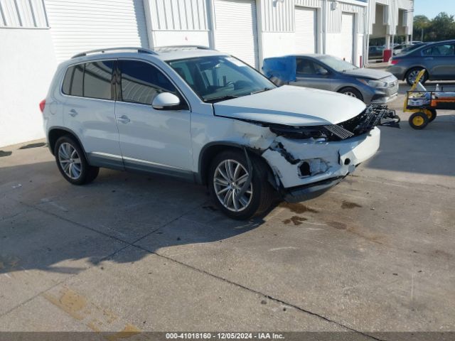 VOLKSWAGEN TIGUAN 2016 wvgav7ax4gw027733