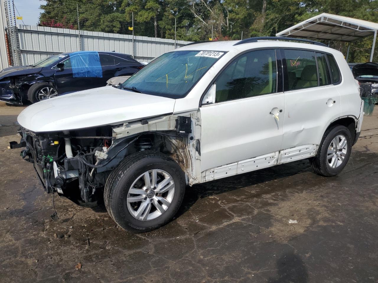 VOLKSWAGEN TIGUAN 2016 wvgav7ax4gw575411