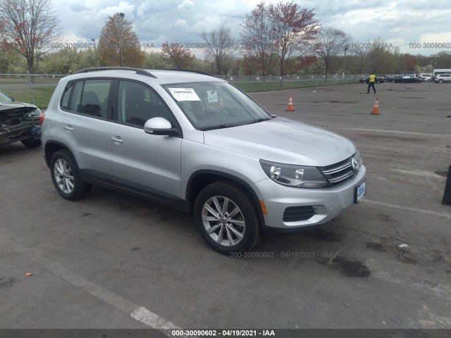 VOLKSWAGEN TIGUAN 2017 wvgav7ax4hk049479