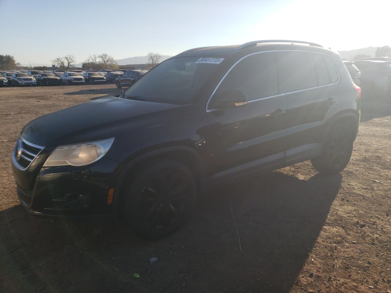 VOLKSWAGEN TIGUAN 2010 wvgav7ax5aw001455