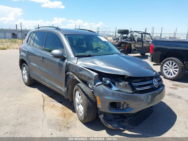 VOLKSWAGEN TIGUAN 2016 wvgav7ax5gw511961