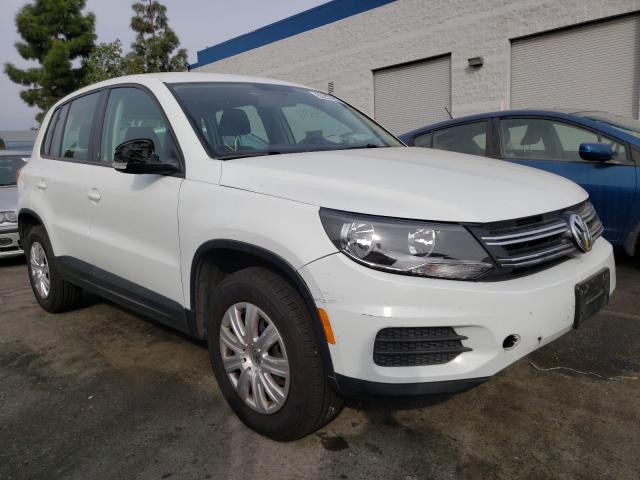 VOLKSWAGEN TIGUAN S 2017 wvgav7ax5hk048096